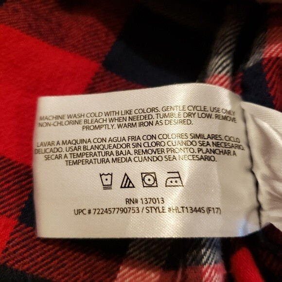 Woolrich Plaid Flannel Button Down Size S - Picture 7 of 9